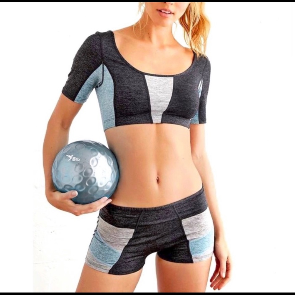 Free People movement - athletic set  - small